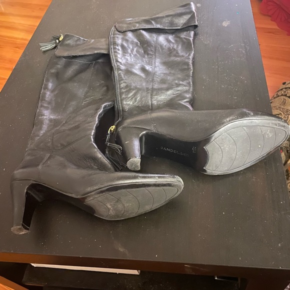 Woman’s Boots made by Bandolino - Picture 1 of 7